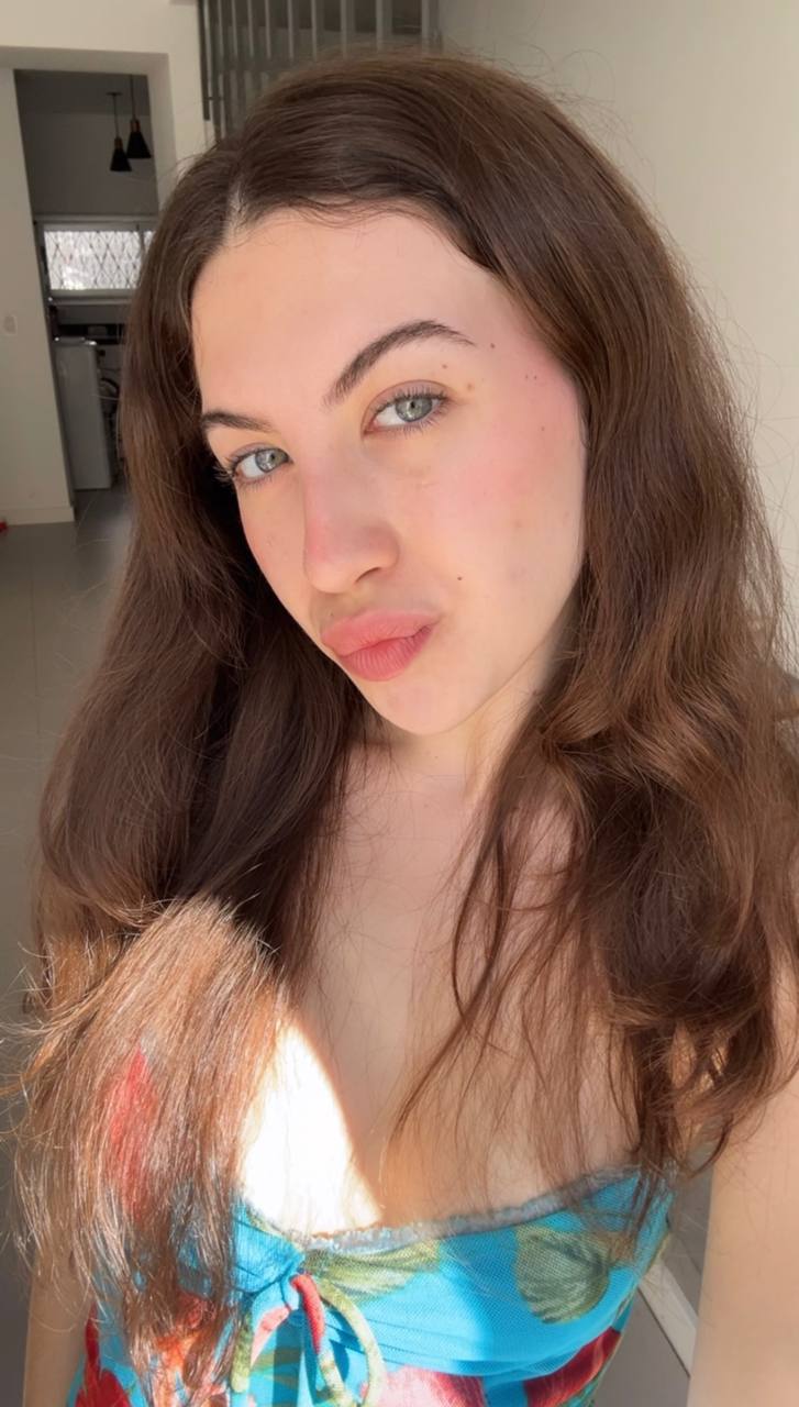 Nude girl Amber in Gwangju