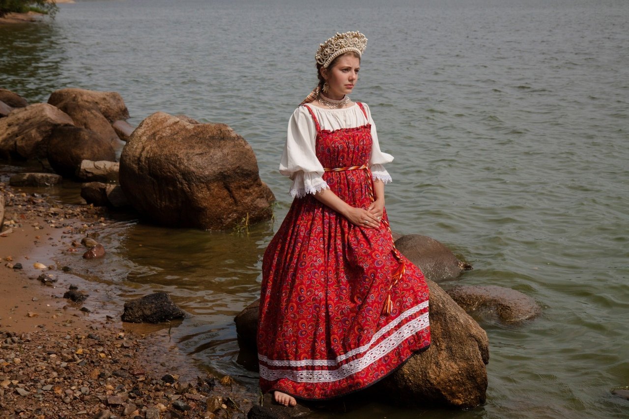 Women in Slavic costumes in Gwangju