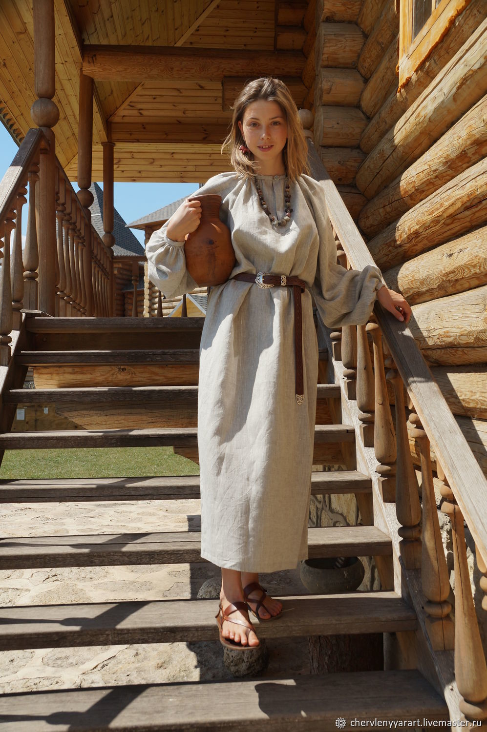 Girls in Slavic costumes in Gwangju